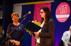 Pokaż zdjęcie: Odczytanie Listu Gratulacyjnego dyrektora Oddziału Wielkopolskiego PFRON przez panią Beatę Wojciechowską