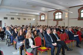 Pokaż zdjęcie: Zebrani goście