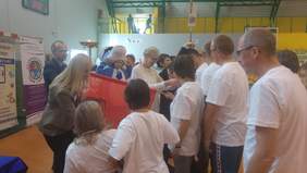 Pokaż zdjęcie: Wręczenie medali