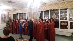 Pokaż zdjęcie: Podziękowania dla chóru PUM