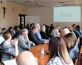 Pokaż zdjęcie: Uczestnicy spotkania