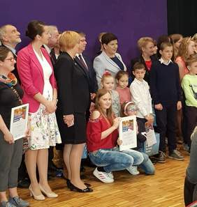 Pokaż zdjęcie: Małopolski Dzień Rodzin Zastępczych pn. „Nakręć się na rodzinę!” z udziałem Premier Beaty Szydło.