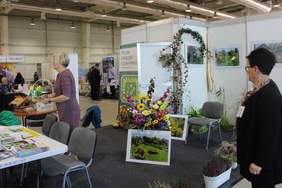 Pokaż zdjęcie: Stoiska wystawców