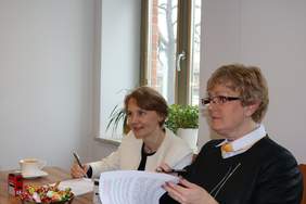 Pokaż zdjęcie: Spółdzielnia Niewidomych Zakład Pracy Chronionej im. Mjr Edwina Wagnera - Prezes Zarządu - Marzena Jurczyk oraz Z-ca Prezesa Zarządu ds. finansowo-administracyjnych - Małgorzata Brendel.