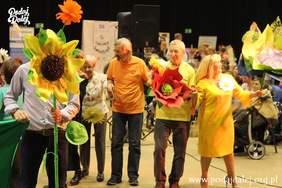 Pokaż zdjęcie: Uczestnicy XV Międzynarodowego Dnia Osób Niepełnosprawnych w Koninie