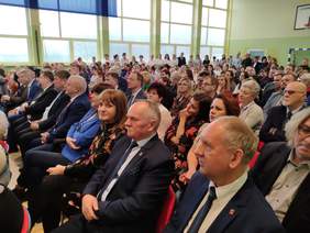 Pokaż zdjęcie: Zebrani goście