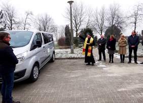 Akt poświęcenia samochodu i kierowcy