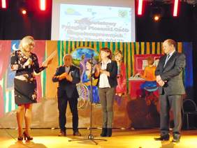 Pokaż zdjęcie: Uczestnicy XIII Powiatowego Przeglądu Piosenki Osób Niepełnosprawnych „Złoty Słowik” 