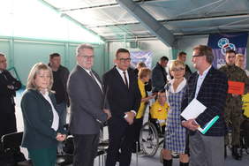 Pokaż zdjęcie: Zaproszeni goście