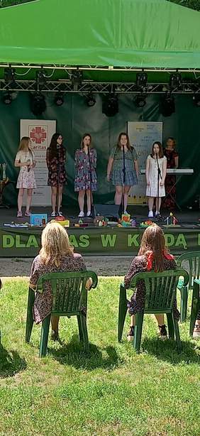 Pokaż zdjęcie: Występy wokalne