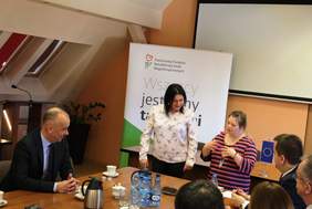 3 nowe mikrobusy do przewozu osób niepełnosprawnych w powiecie słubickim 