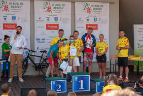 Pokaż zdjęcie: Dekoracja zawodników III Biegu po Oddech w Zakopanem