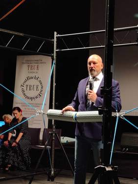 Pokaż zdjęcie: Prezentacja Maszyny Idiosensorycznej