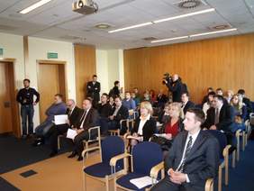 Pokaż zdjęcie: widzowie