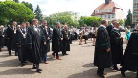 Pokaż zdjęcie: Odświętne stroje rzemieślników