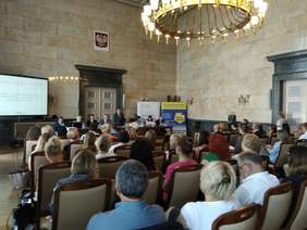 Pokaż zdjęcie: Uczestnicy konferencji