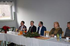 Pokaż zdjęcie: Uczestnicy posiedzenia Rady