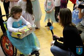 Pokaż zdjęcie: Integracyjny bal  „Radość Wasza - Radość Nasza” w Nowym Sączu