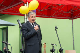 Pokaż zdjęcie: Przemówienie Jana Wrońskiego dyrektora Oddziału Śląskiego PFRON