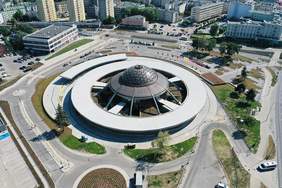 Pokaż zdjęcie: Dworzec Autobusowy w Kielcach wyróżniony ( Fot. Radio Kielce)