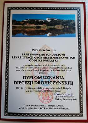 Pokaż zdjęcie: Dyplom Uznania na Oddziału Podlaskiego PFRON.