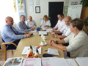 Pokaż zdjęcie: Przedstawiciele powiatów: lubaczowskiego oraz bieszczadzkiego