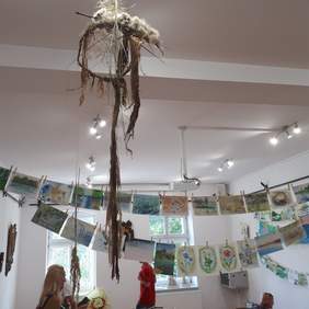 Pokaż zdjęcie: Plener malarski w Czeszewie pod hasłem: „Rzeka w malarstwie i sztuce ziemi” 