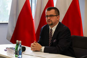 Pokaż zdjęcie: Dyrektor Oddziału Lubuskiego PFRON Andrzej Gonia w trakcie konferencji 