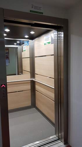 Pokaż zdjęcie: winda