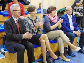 Pokaż zdjęcie: Anna Skupień, dyrektor Wielkopolskiego Oddziału PFRON uczestnikiem „Lekcji z niepełnosprawności”