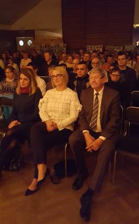 Pokaż zdjęcie: wierny widz Festiwalu Sztuk Wszelakich - Władysław Skwarka Dyrektor Oddziału Łódzkiego PFRON