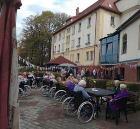 Pokaż zdjęcie: Podopieczni DPS Nadzieja