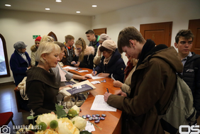 Pokaż zdjęcie: rejestracja gości