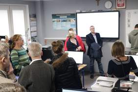 Pokaż zdjęcie: Zwiedzanie pracowni.