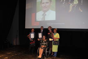 Pokaż zdjęcie: Wręczenie medali