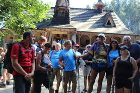 Pokaż zdjęcie: Światowy Dzień Turystyki i Dzień Białej Laski w Murzasichle 