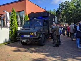 Pokaż zdjęcie: Prezentacja pojazdów wojskowych