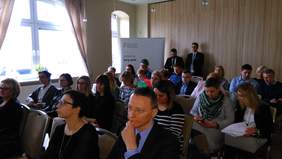 Pokaż zdjęcie: Uczestnicy konferencji