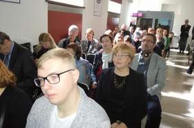 Pokaż zdjęcie: Uczestnicy Konferencji w Muzeum Archeologicznym