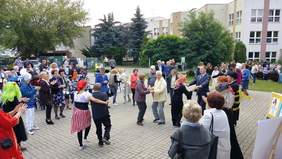 Pokaż zdjęcie: Uczestnicy Pożegnania Lata w Bajkowych Klimatach