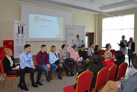 Pokaż zdjęcie: Panel dyskusyjny