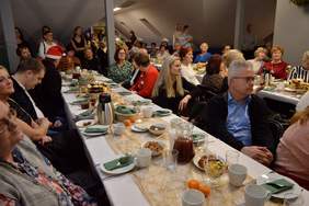 Pokaż zdjęcie: Zaproszeni goście