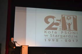 Pokaż zdjęcie: Przemawia przewodniczący Koła PSONI w Stargardzie Kazimierz Nowicki