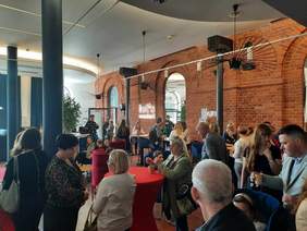 Pokaż zdjęcie: Forum „Ptasi móżdżek moc bez granic”