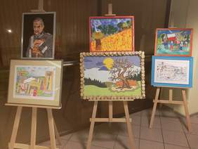Pokaż zdjęcie: Wystawa prac złożonych do Konkursu Plastycznego w Oddziale Opolskim PFRON 