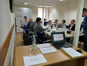 Pokaż zdjęcie: Spotkanie konsultacyjne dot. konkursu pn. „Samodzielni i skuteczni” (nr 4/2017)