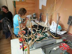 Pokaż zdjęcie: Tworzenie rękodzieła