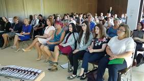 Pokaż zdjęcie: Uczestnicy konferencji "Rynek pracy bez barier", w pierwszym rzędzię m.in. przedstawiciele Małopolskiego Oddziału PFRON