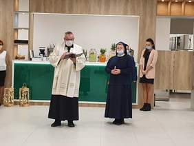 Pokaż zdjęcie: Poświęcenie obiektu