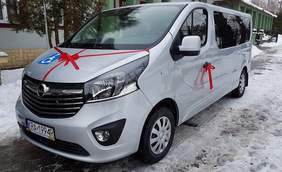 Pokaż zdjęcie: Nowy mikrobus dla ŚDS Bonifraterskiej Fundacji Dobroczynnej w Konarach